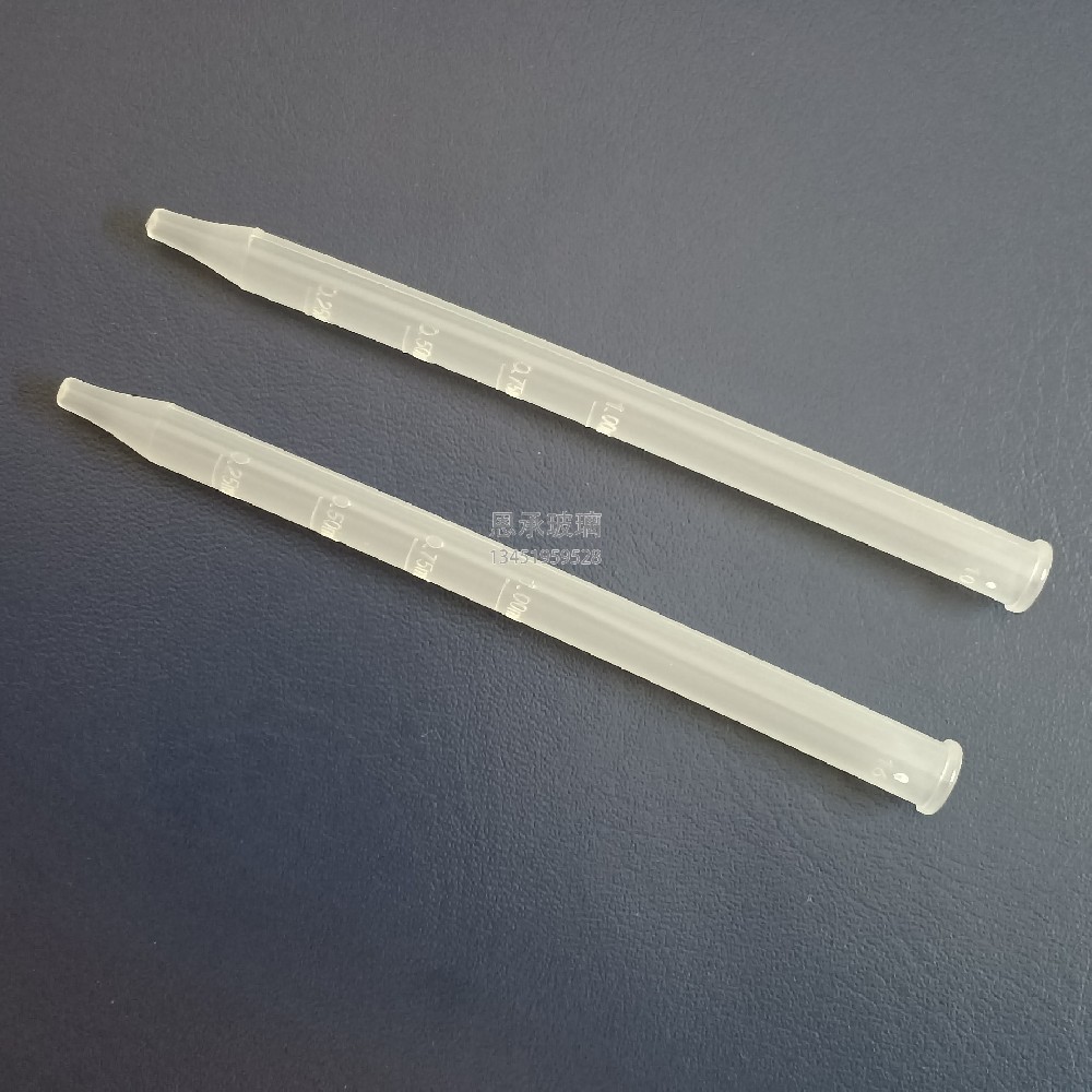 7*108mm 尖头塑料刻度滴管  产品编号：SZDP-108-1
